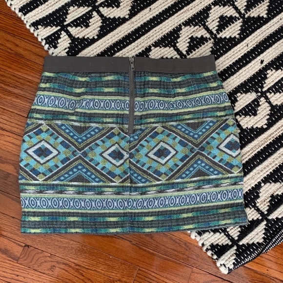 AEO Woven Tapestry Mini Skirt - Picture 2 of 2